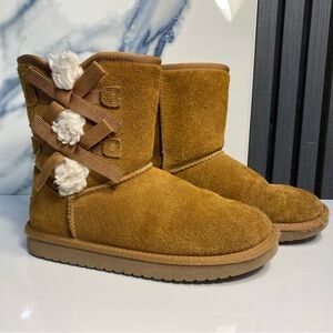 Kookaburra by UGG Cozy Tan Suede Girls’ Boots Size 3 Little Girl.